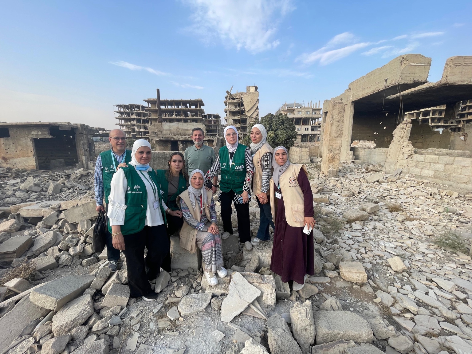 فريق المتطوعين في الميدان